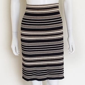 WOMEN'S KNIT SKIRT | Medium | New